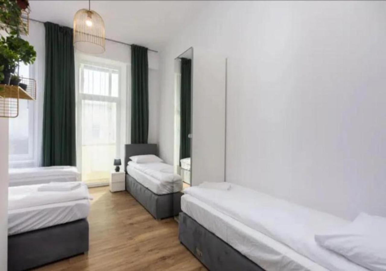 Spacious City Center Family Apartments Красков Екстериор снимка